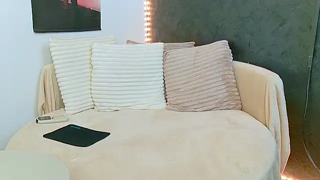 Amira_a's Live XXX Chat