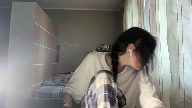 SebrinaMontelle's Live XXX Chat