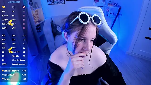 Elisabeth_Binder Live XXX-Chat
