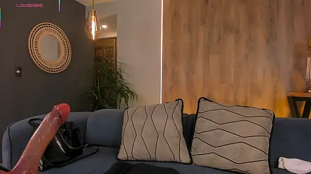 KateSunder Adlı Modelin Canlı XXX Sohbeti