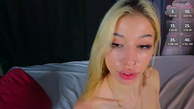 SallyCha 即時 XXX 聊天