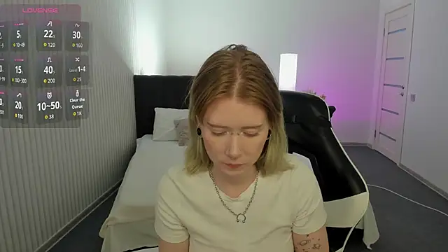 Elira_VaneのライブXXXチャット