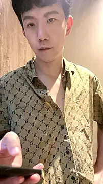 XXX chat uživo modela CouplingCry