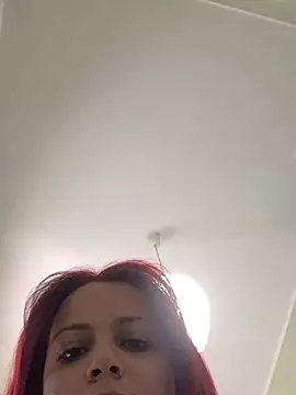 IreRed Webcam show