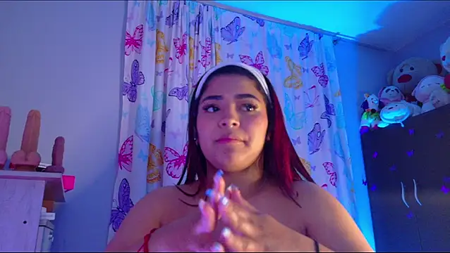NicolleTaylorn Live XXX chat