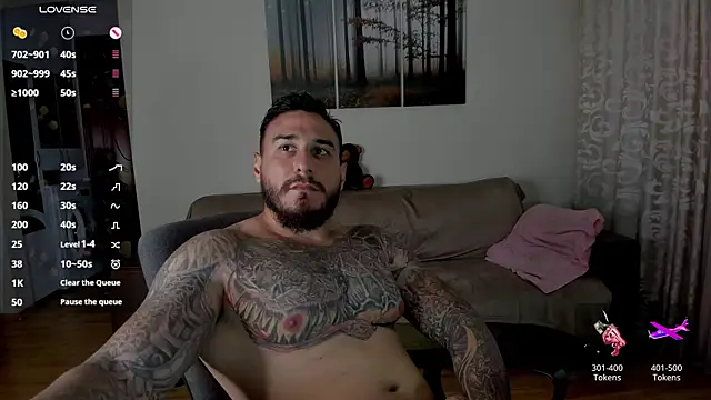 Gymdominusn Live XXX chat