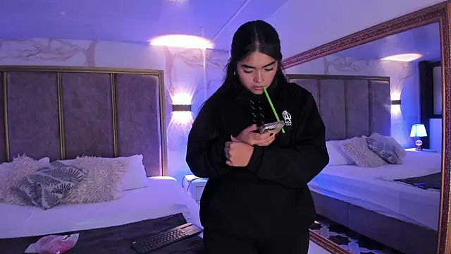 GiselOrtiz's Live XXX Chat