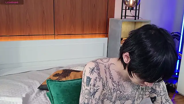 XXX chat uživo modela AmberCore
