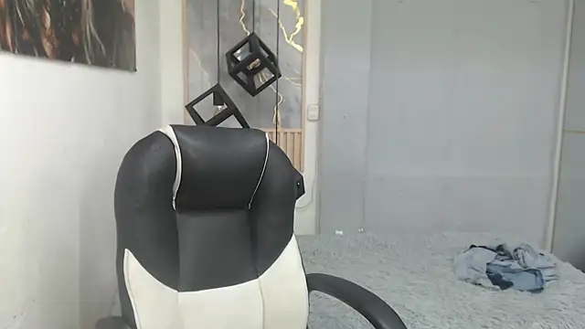 XXX chat uživo modela Cry_thereal
