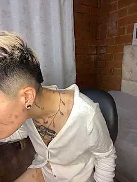 Megan-c's Live XXX Chat