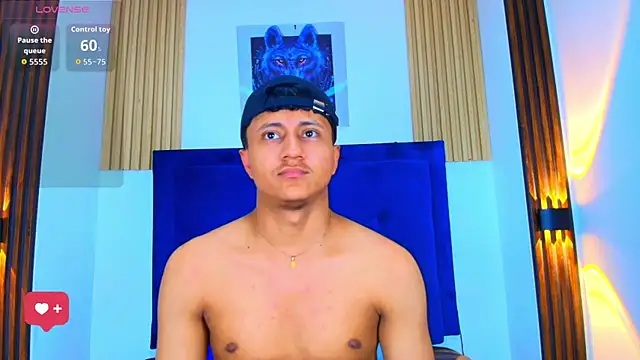 XXX chat uživo modela Thiago_Nova