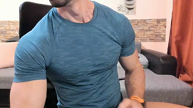 Chat XXX Live HotHunkTrainer