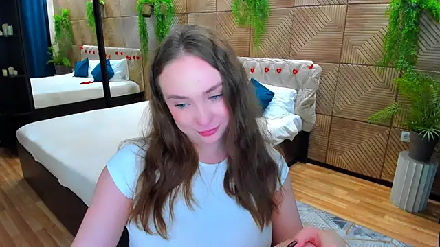 TrueReincarnation Chat XXX live