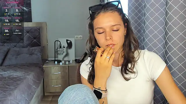 EmelyMason: онлайн-секс-чат