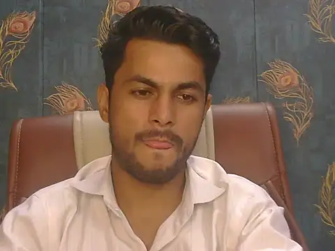 Stubborndesiboy 现场XXX聊天