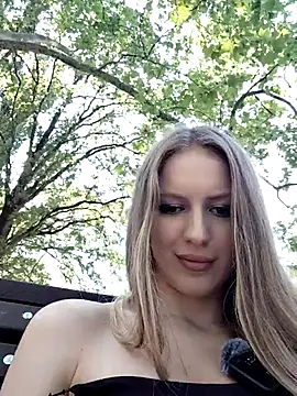 caressyourself live XXX chat
