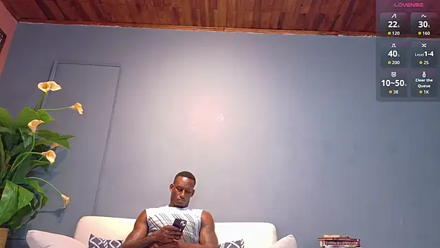 hunter_biggest live XXX chat