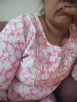 deepika_jha Adlı Modelin Canlı XXX Sohbeti