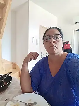 pulpeuse64's Live XXX Chat