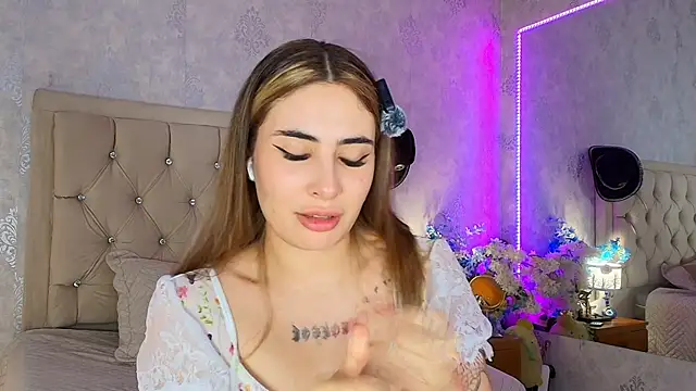 nini_love01's Live XXX Chat