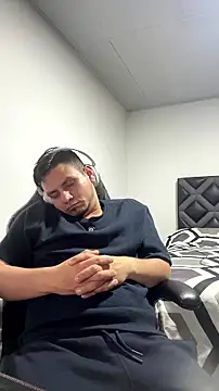 XXX chat uživo modela Rick_Adams