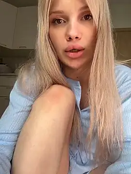 _Miray___ Adlı Modelin Canlı XXX Sohbeti