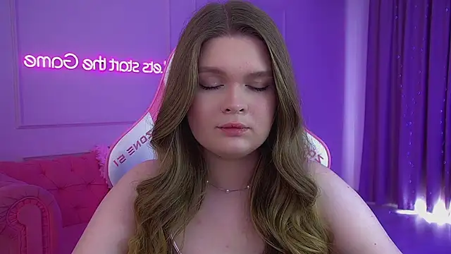 CrystalLyons Chat XXX in diretta