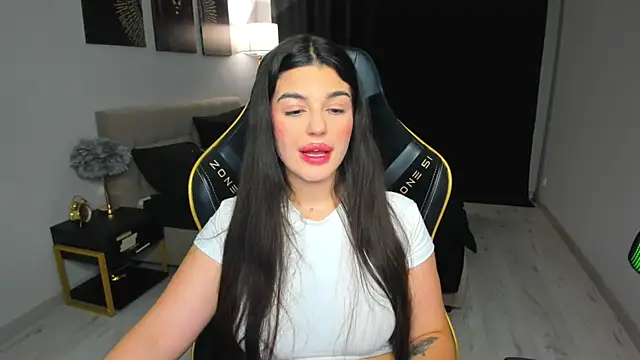 Chat XXX en directo de AlluringAriel