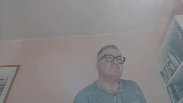 YOU6me Adlı Modelin Canlı XXX Sohbeti