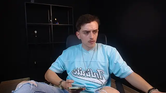 FelixStarkk élő XXX-chatje