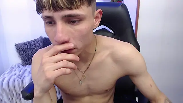 Yao_23 Live XXX-chat
