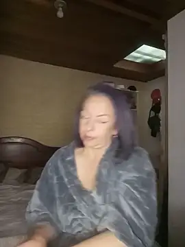 Leidy_Brenda Adlı Modelin Canlı XXX Sohbeti