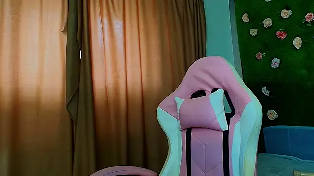 AmmyFlirty's Live XXX Chat