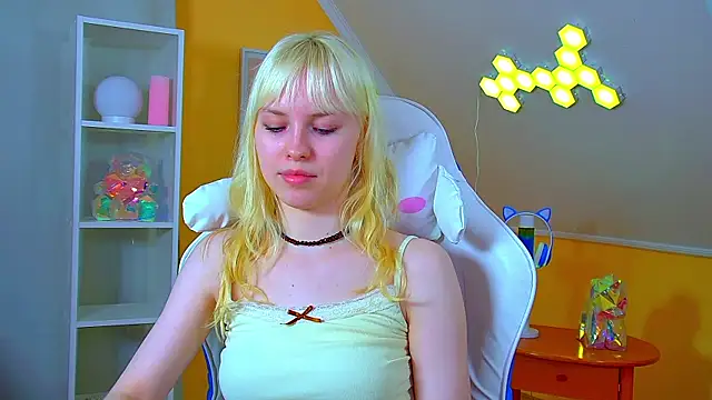 Živý XXX chat HannahHollis