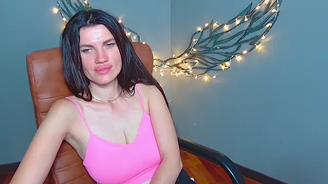 Chat +18 de MilaLoona ao vivo