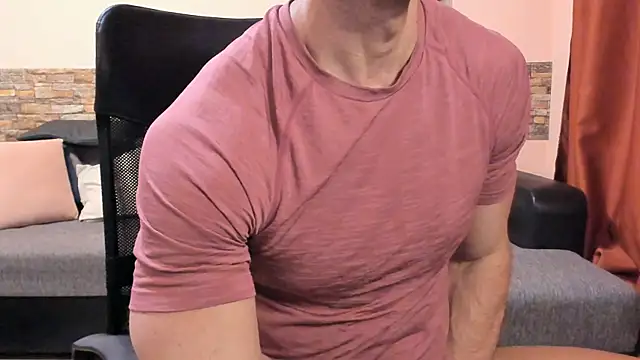 HotHunkTrainer: απευθείας συνομιλία ΧΧΧ