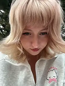 RonnieKiss' Live XXX Chat