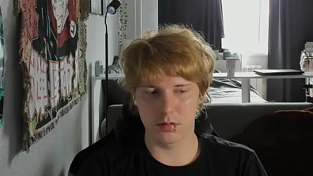 Benjamin_Bon Live XXX chat