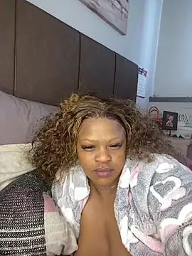 دردشة Baddest_Boobies الجنسية المباشرة