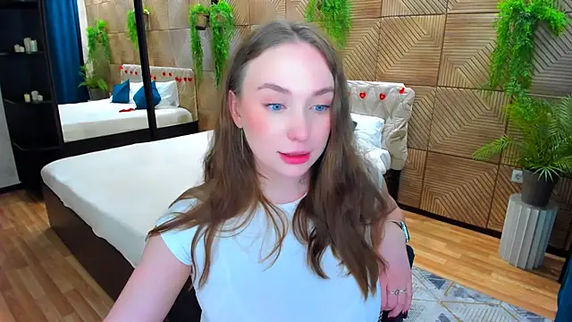 TrueReincarnation Live XXX-Chat