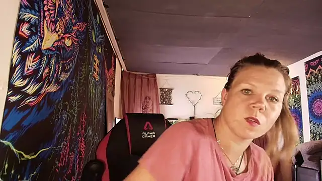 CallMeMaria Live XXX Chat