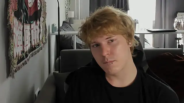 Benjamin_Bo Live XXX-chat