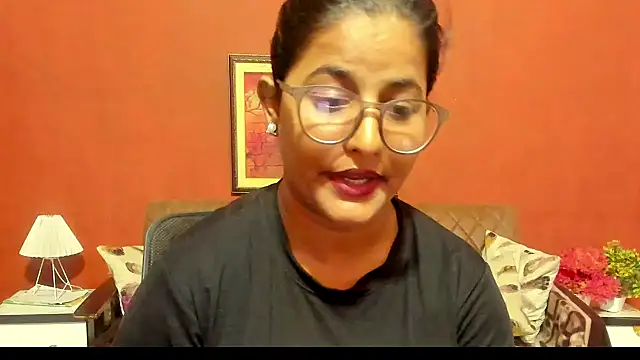 XXX chat uživo modela Jasmine_Jaey1