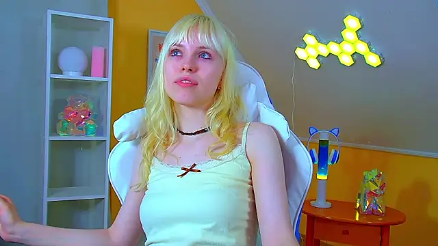 HannahHollis' Live XXX Chat