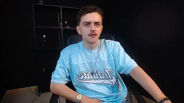 Chat XXX ao vivo de FelixStarkk
