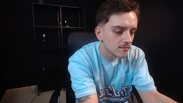 FelixStarkk 现场XXX聊天