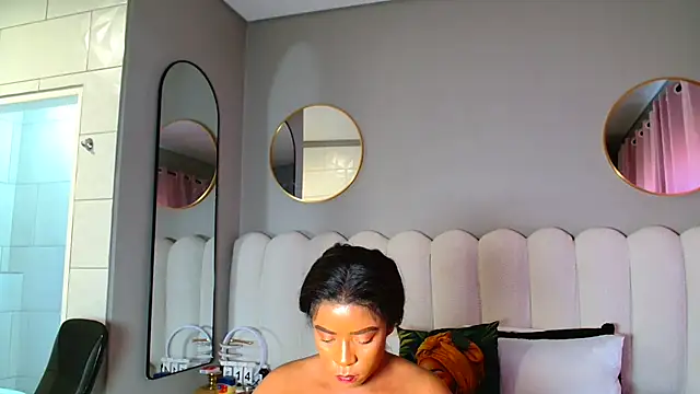 MIAMI9 – Live XXX-chat
