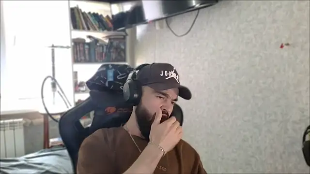 Živý XXX chat _Serious_Man