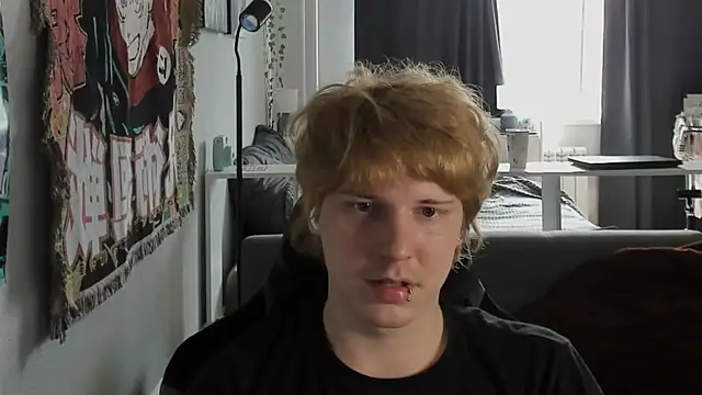 Benjamin_Bo live XXX chat