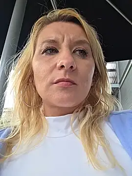 Chatroom XXX en direct de KaylinJan